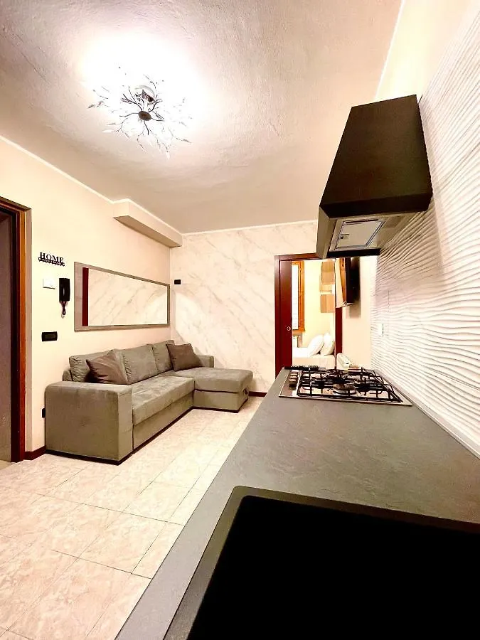 La Jolie Petite Maison Apartment Sandra Italy